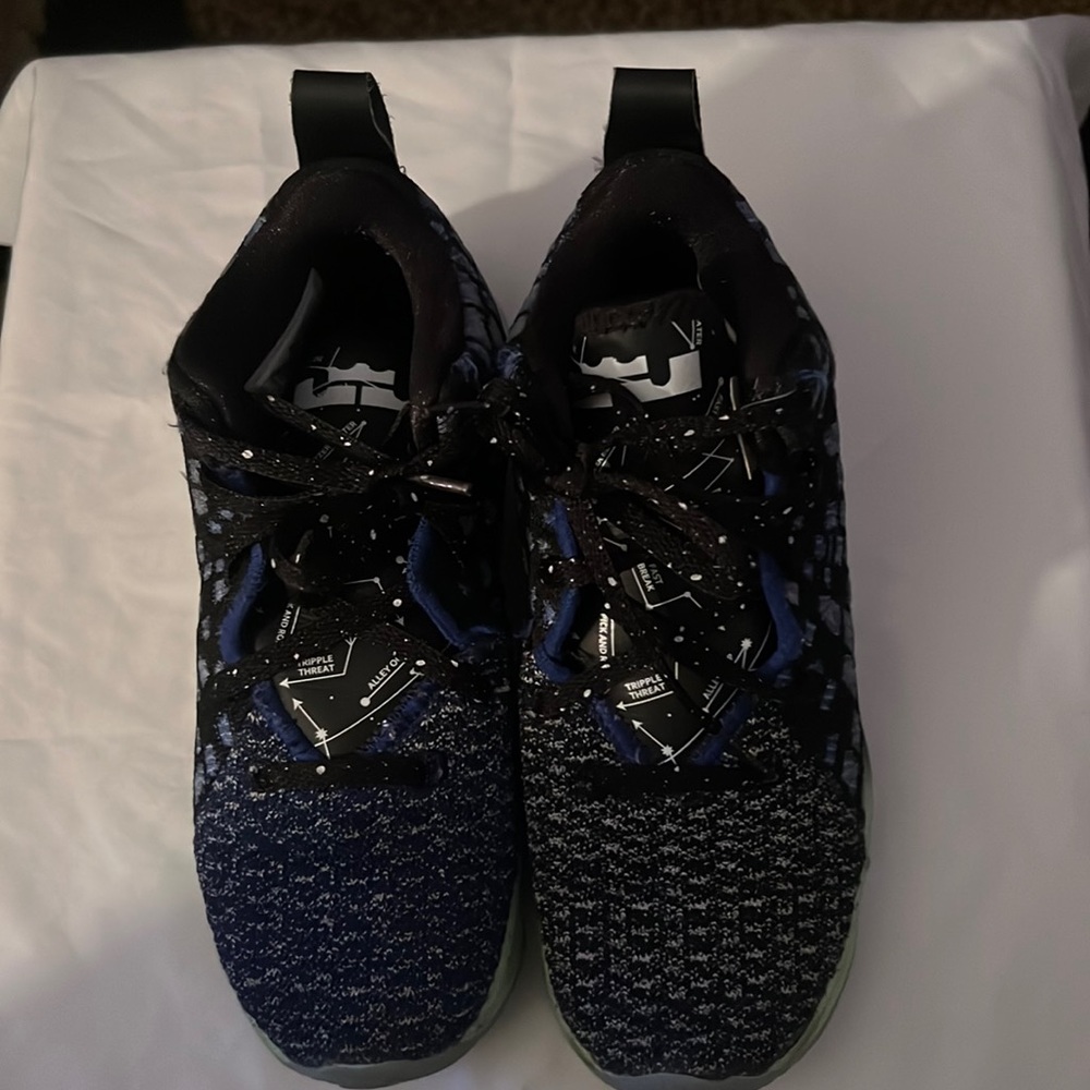 Nike multicolored size 1  good condition